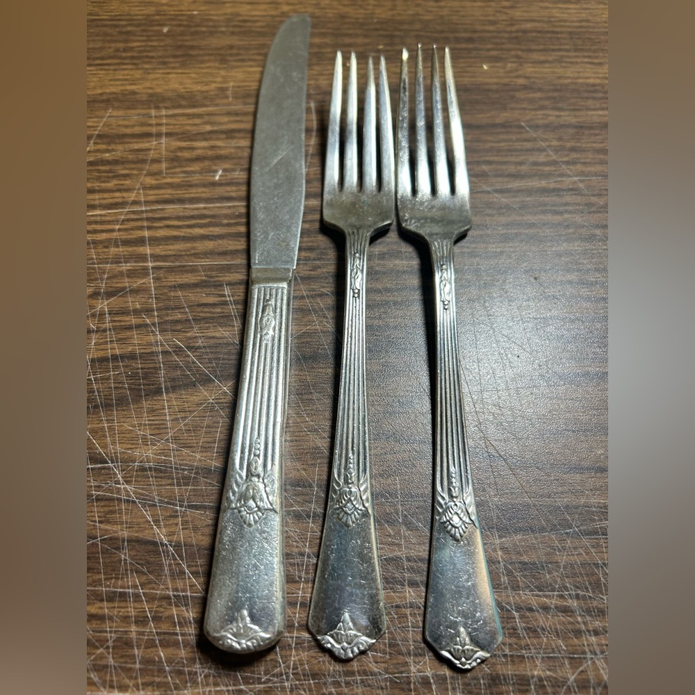 3 WM Rogers Son Art DECO 1932 GUILD / CADENCE Stainless Blade 2 Forks & 1 Knife
